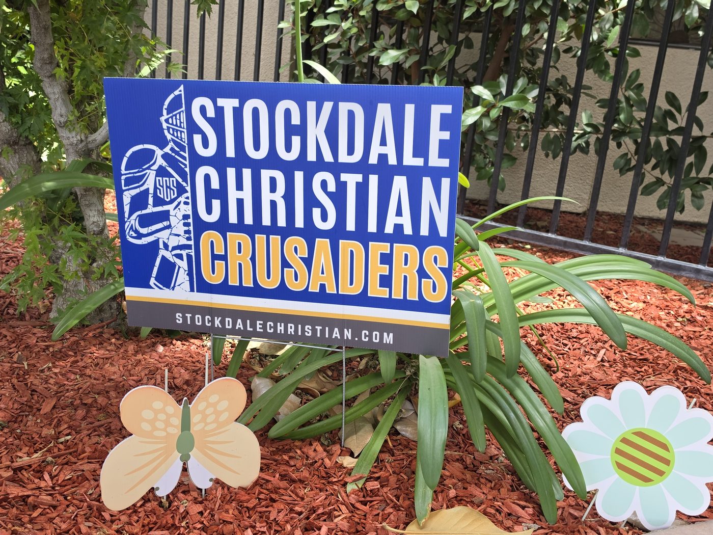 A Stockdale Christian Crusaders yard sign